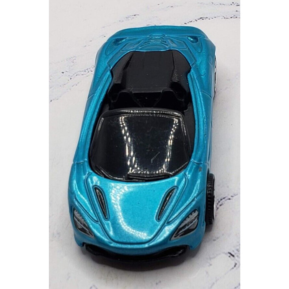 2021 Matchbox MBX Showroom #20 McLaren 720S Spider Blue With 5 Spoke Wheels - Picture 5 of 7
